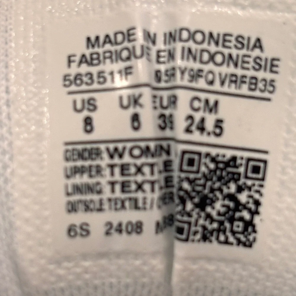 Converse Chuck Taylor All Star Madison Mid Top White‎ Canvas Sneakers 563511F 8W